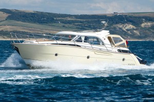 Medium Motor Cruiser